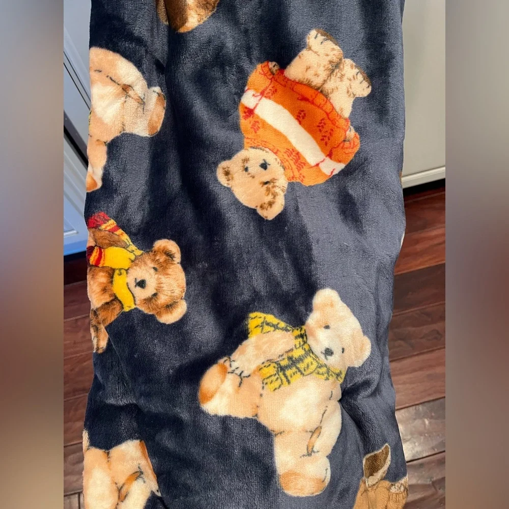 Christmas Soft Plush Throw Blanket with Teddy Bear Design